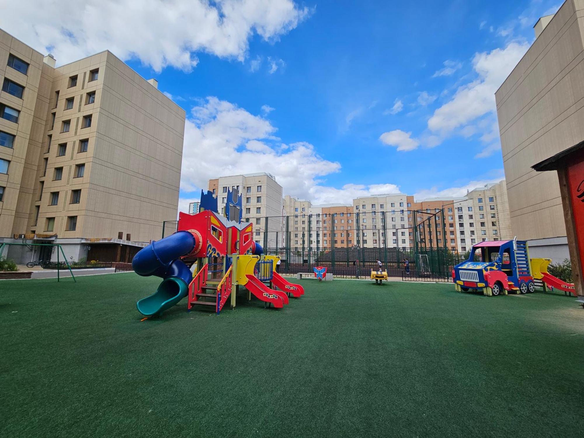 Ernaz Plus Apartments-Expo-Boulevard 130 Astaná Exterior foto